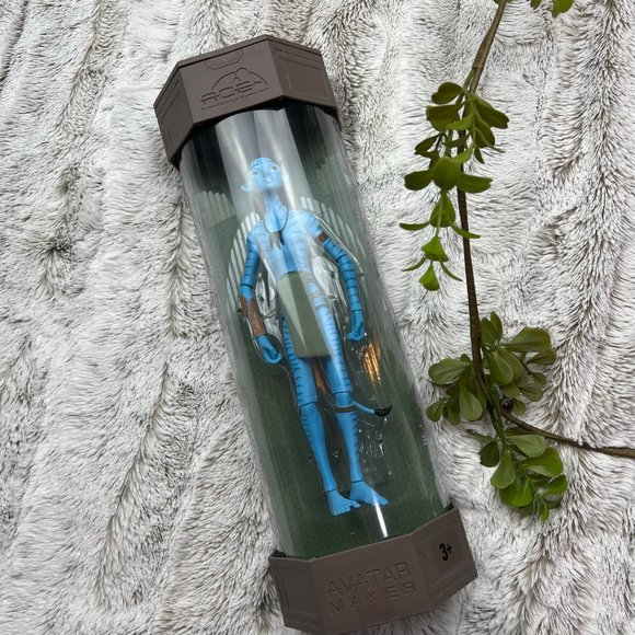 Disney World Pandora Avatar Maker ACE Young Male Na'vi Figure Blue Eyes - Picture 8 of 12